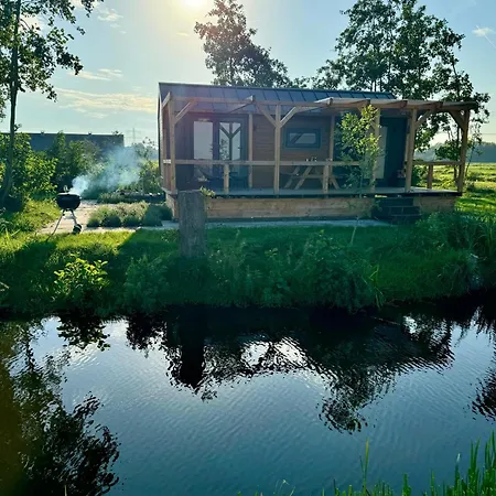 Tinyhouse Ochtendgloren * Haastrecht