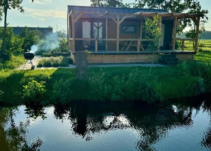 Tinyhouse Ochtendgloren * Haastrecht