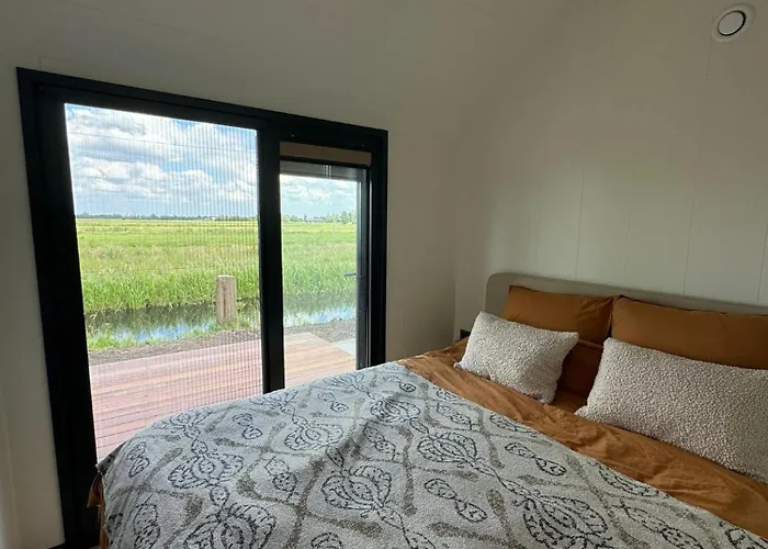 Tinyhouse Ochtendgloren * Haastrecht